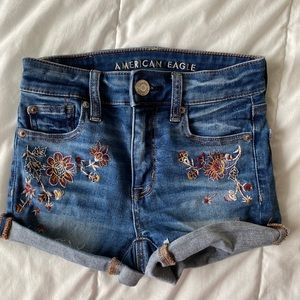 AMERICAN EAGLE EMBROIDERED SHORTS